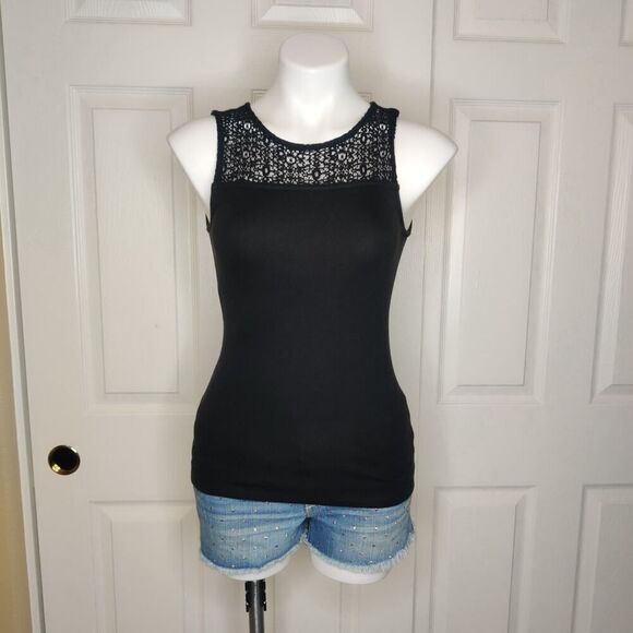 Ann Taylor fitted crochet peek-a-boo sleeveless top sz XS - Picture 1 of 8